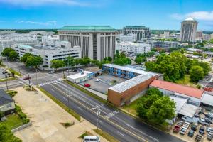 Capitol Inn and Suites