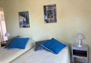 Appartements Beautiful sea view, AC, garden, beach minutes away by foot! : photos des chambres