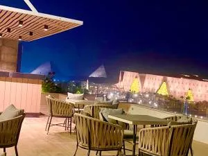 New Museum, Pyramids inn - Kafr Ghaţāţī