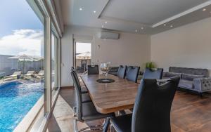 Istriensonne 0739 New-built Villa Lucy-2 -Pool with hydromassage