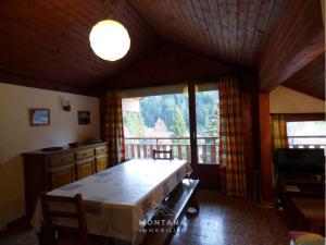 Duplex 3 pièces avec balcon, proche village et remontées - 6 pers - FR-1-458-165