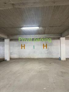 Apartment Lion Fountain 17