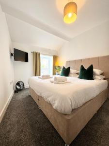 The Birketts Inn, 4 - Bed, Sleeps 8, Pets Welcome