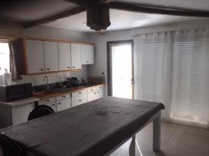 Appartements studio meuble et equipe : photos des chambres