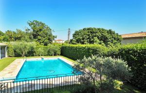 Maisons de vacances Villa Les Sapins : photos des chambres