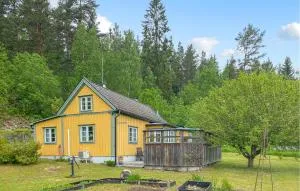 Cozy Home In Tranås With Kitchen - Ödeshög