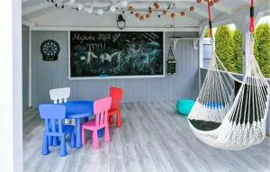 2 Bedroom Gorgeous Home In Chlopy - Chłopy