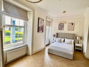 Flora in ApartNest Auchterarder