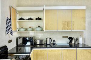 KOZY CORNER APARTMENTS