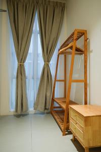 Bunnys Warm Penthouse by Comfy Sofy