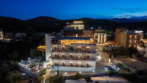King Suite with Sea View room in Hotel Mira Mare