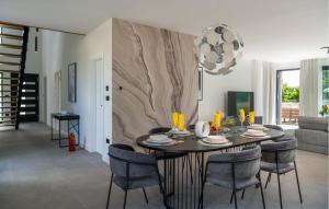 3 Bedroom Nice Home In Orbanici