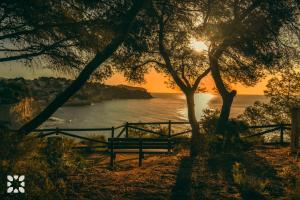 Villa La Suerte by Abahana Villas