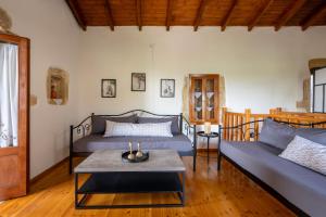 liofito village house
