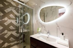 06AG -Moderne Calme Confortable 5 min à pied Palais des Festivals Plages Croisette