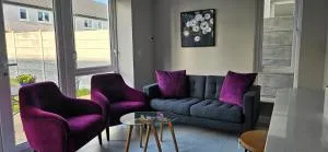 Knocknacarra house - stylish spacious house near Salthill - Moycullen