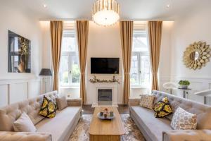 High-end Luxurious Quentin Residence in the Heart of Budapest