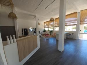 Coquet studio 4 pers, piscine,clim mobile, plage a 300 m,à 5min a pied du Lydia