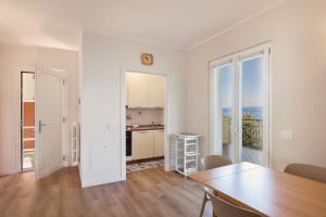 Apartment Erika with Lake view