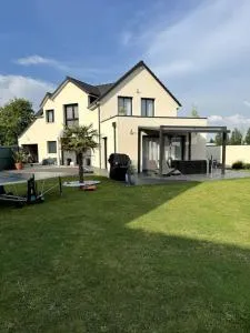 belle maison avec piscine chauffée sans vis-à-vis - 埃尔伯夫