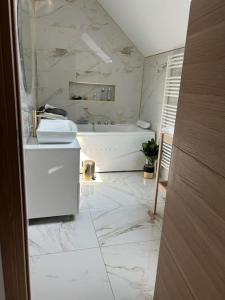 Maisons de vacances belle maison avec piscine chauffee sans vis-a-vis : photos des chambres