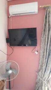 Beach view apartment in center Saranda