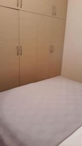 Beach view apartment in center Saranda