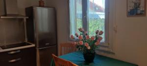 Maisons de vacances Maison T2 Climatisee avec petit jardin dans impasse calme : photos des chambres