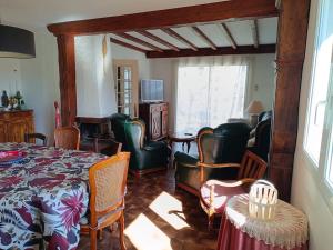 Maisons de vacances Charmante maison familiale a Realmont-Tarn : photos des chambres