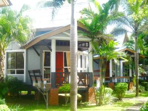 Lanta Palm Beach Resort , Beach Bungalow - Koh Lanta
