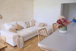Appartements Appartement Moderne et Spacieux : photos des chambres