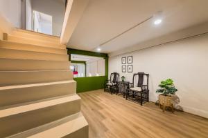 Charming Sukhumvit Shophouse - 2mins walk to skytrain