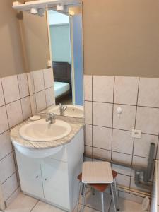 Appartements charmant appartement : Appartement - Rez-de-Chaussée