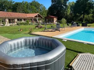 B&B / Chambres d'hotes L'Escafouchot de Moulere : photos des chambres