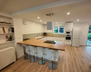 RDC T4 Maison proche Aéroport - Saint-Pierre-de-Chandieu