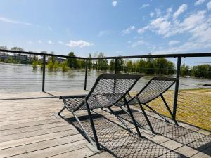 Appartements Orleans Centre - LOVE ROOM - Good Vibes Only BY PRIMO C0NCIERGERIE : photos des chambres