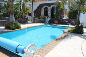 Villa Niki mit beheiztem Gemeinschaftspool für 2 Appartments