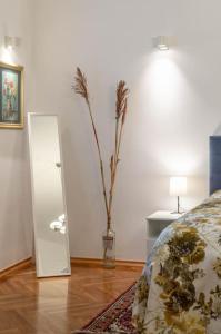 Luxurious, spacious & bright with 2 parking spots