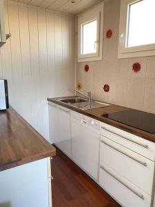 Appartements Front de mer T2 balcon, jardin, garage, proche commerces : photos des chambres