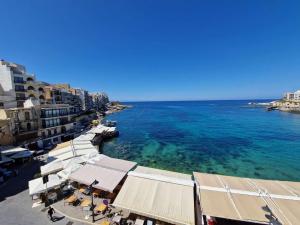 Attard Seafront Apartment 6 in Marsalforn