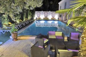 Hotels Hotel Mireille : photos des chambres