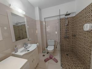 Leos & Xerxes place in the Heart of Rhodes