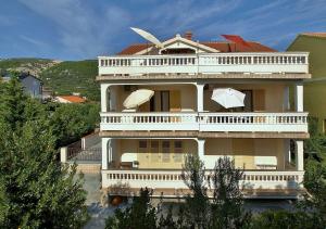 Apartments Anamari
