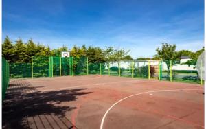 Modern & Blissful Beach Park Holiday Home in Dovercourt, Essex,