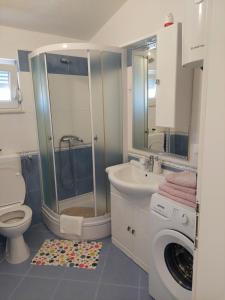 Apartments MARKO-Sevid-20m from the beach