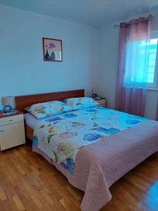 Apartments MARKO-Sevid-20m from the beach