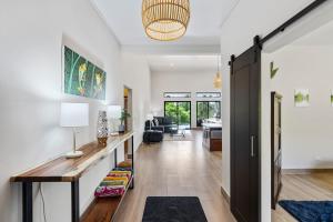 Villa with Minimalist Design & Scenic Deck with Private Infinity Pool and Jungle Views