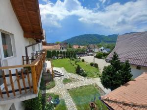 The Brothers House Bran