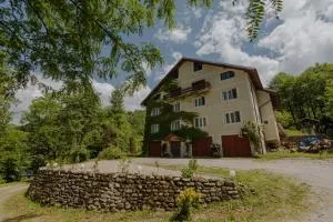 Pensiunea La Maison Verte - Pietroasa