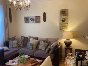 Mount Royal Victorian Apartments Self Catering